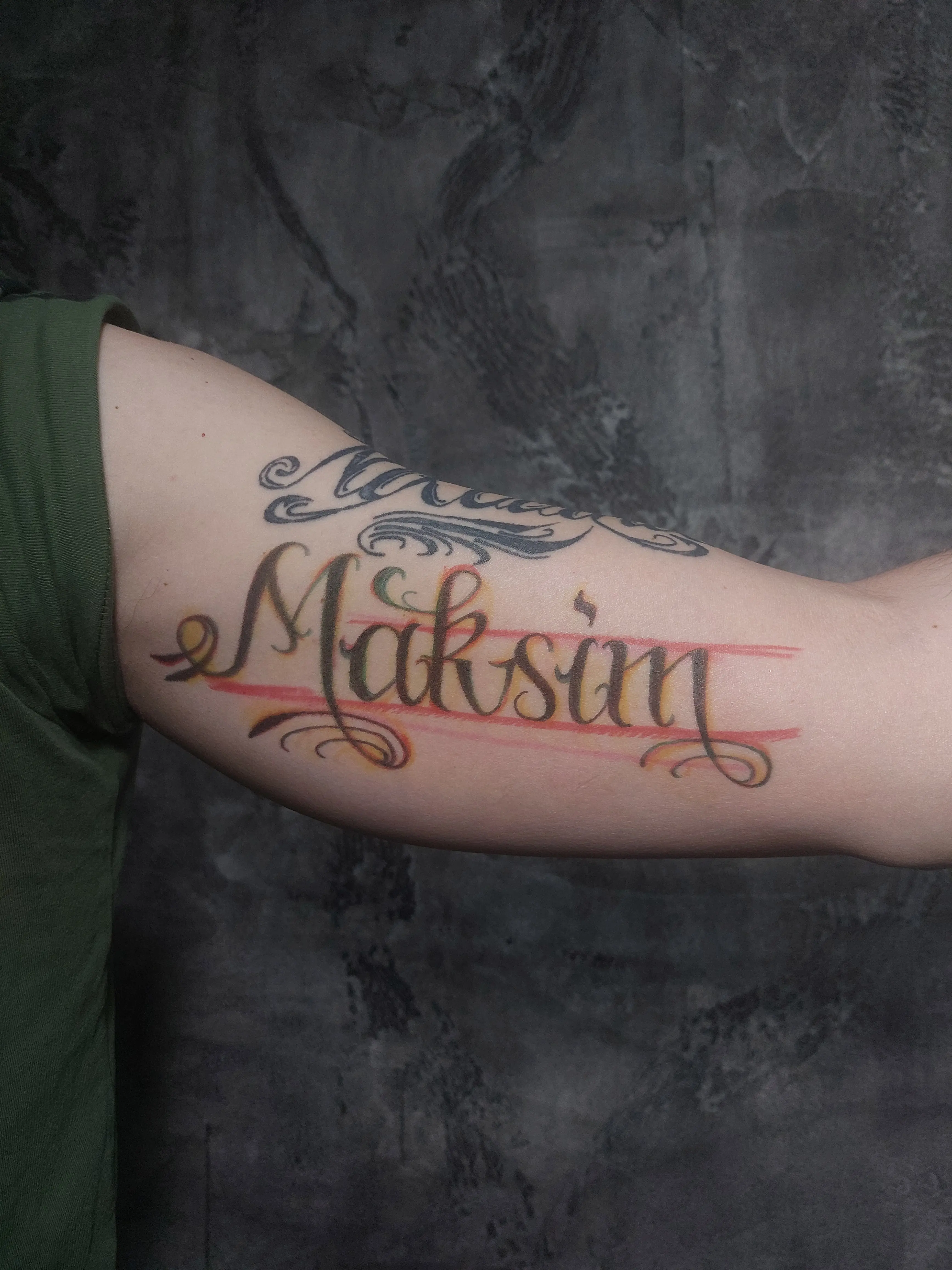 Maksim - detalj tetovaže 2